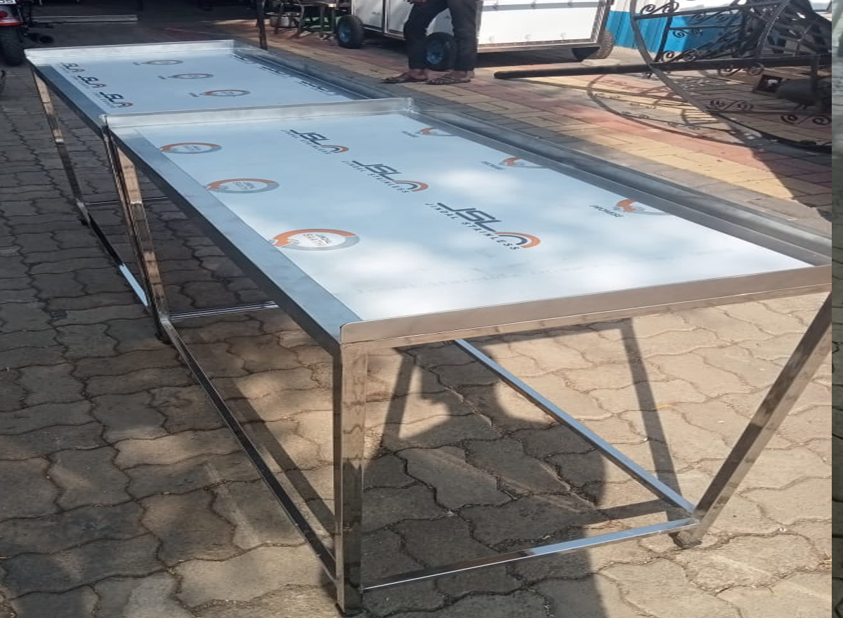 Cutting Table in Pune