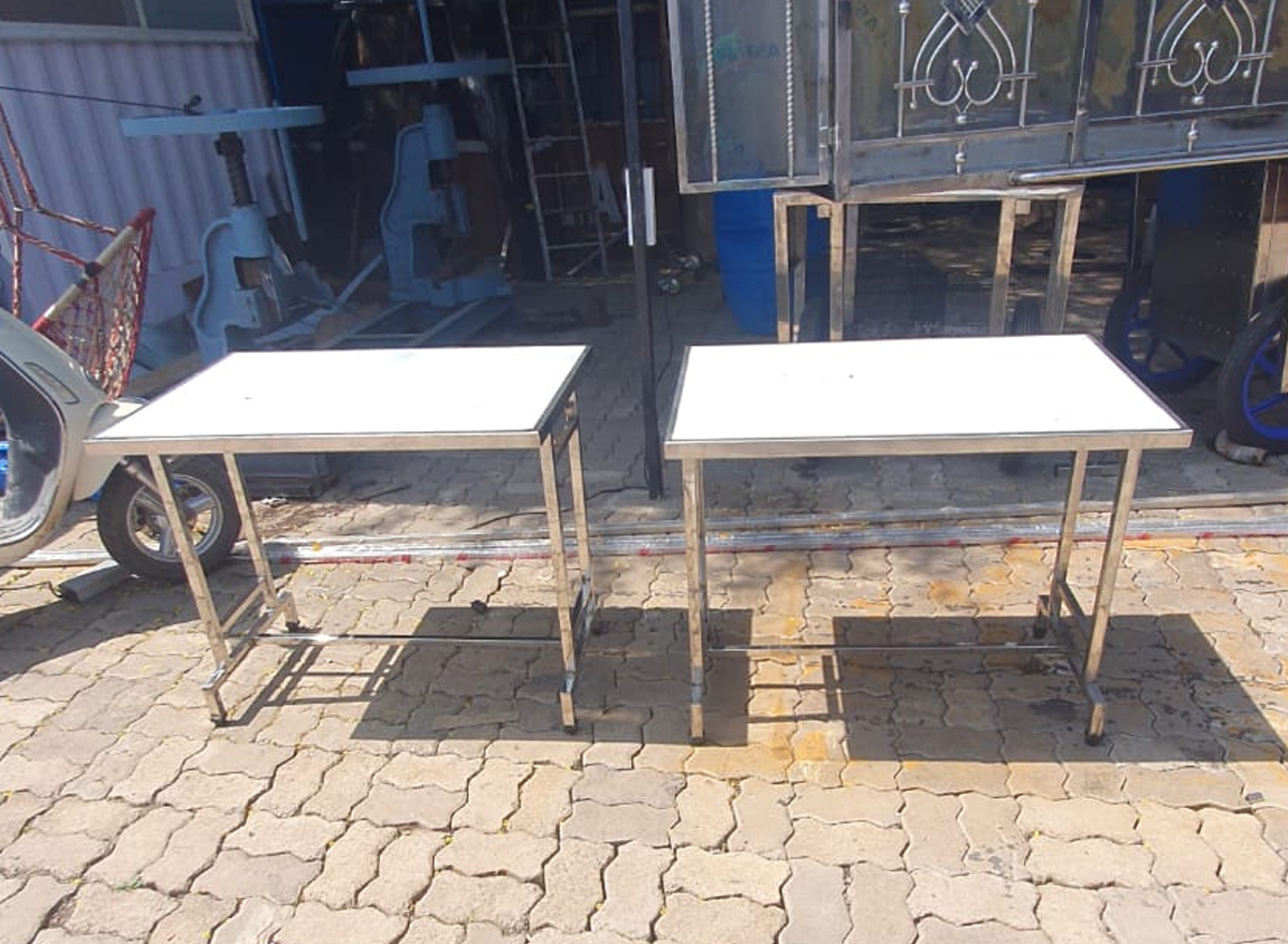 Service Kitchen Table in Pune