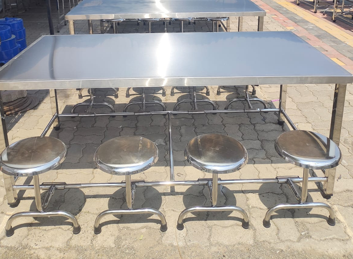 Setting Table