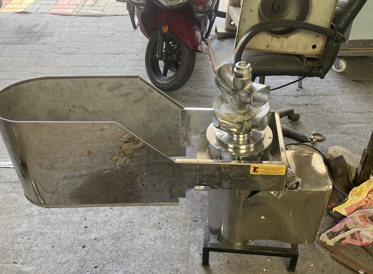 Service Kitchen Table